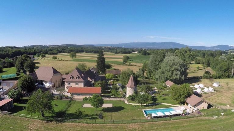 Les Villas Du Domaine De Suzel Vignieu Exterior foto